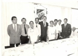 Bayarde em reunião do Skal Brasília