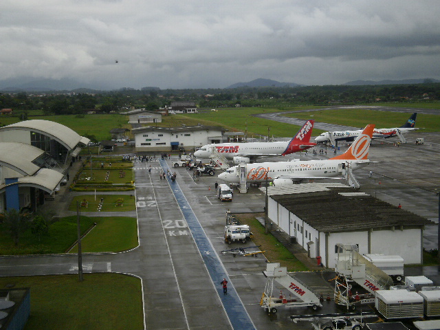 Resultado de imagem para Aeroporto de Joinville