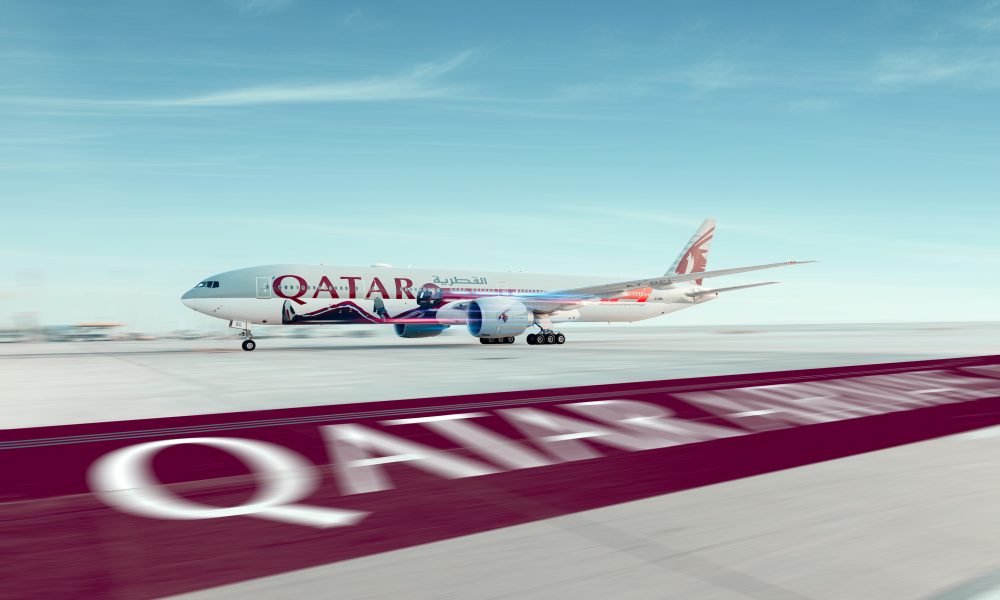 Qatar Airways, offizielle globale Partnerfluggesellschaft der Formel 1®, stellt in Vorbereitung auf den Großen Preis von Katar 2023 eine neue Flugzeuglackierung vor