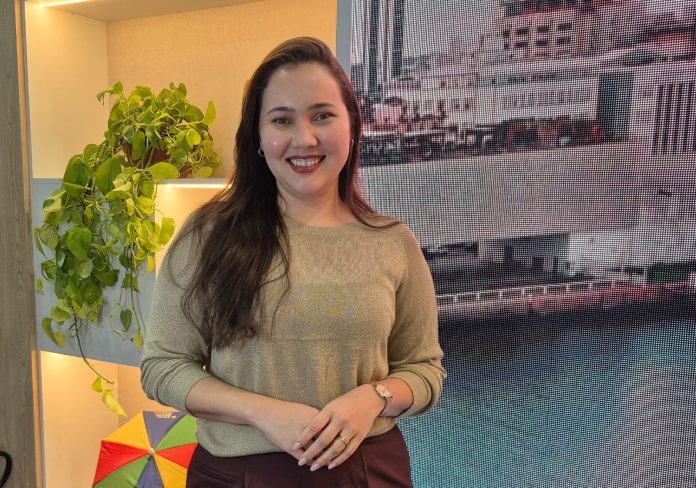 Hellen Lopes Divulgação-min